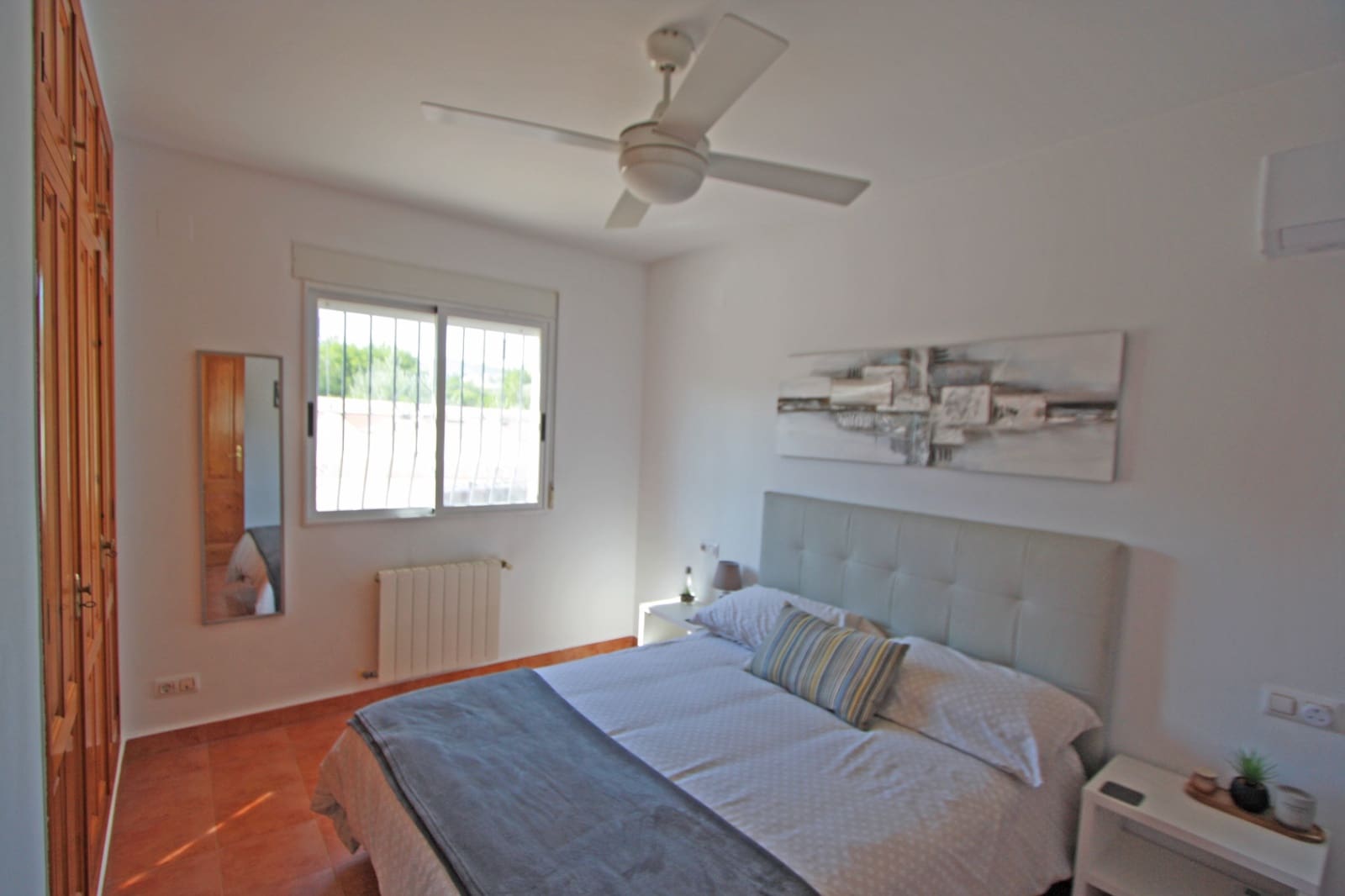 3 sypialnia Willa na sprzedaż w Jalon / Xalo z basenem garażem - 499 000 € (Ref: 9244371)