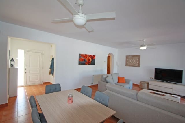 3 sypialnia Willa na sprzedaż w Jalón / Xaló z basenem garażem - 499 000 € (Ref: 9244371)