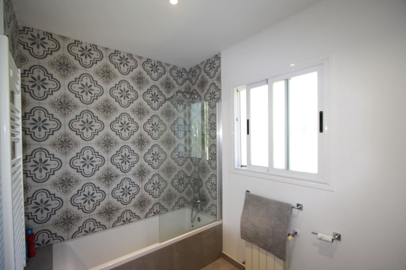 3 sypialnia Willa na sprzedaż w Jalon / Xalo z basenem garażem - 499 000 € (Ref: 9244371)