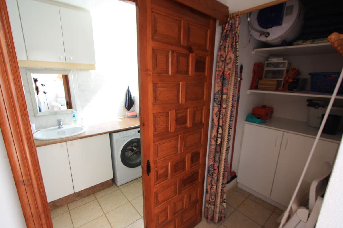 1 soveværelse Lejlighed til salg i Denia med swimmingpool garage - € 145.000 (Ref: 9271800)