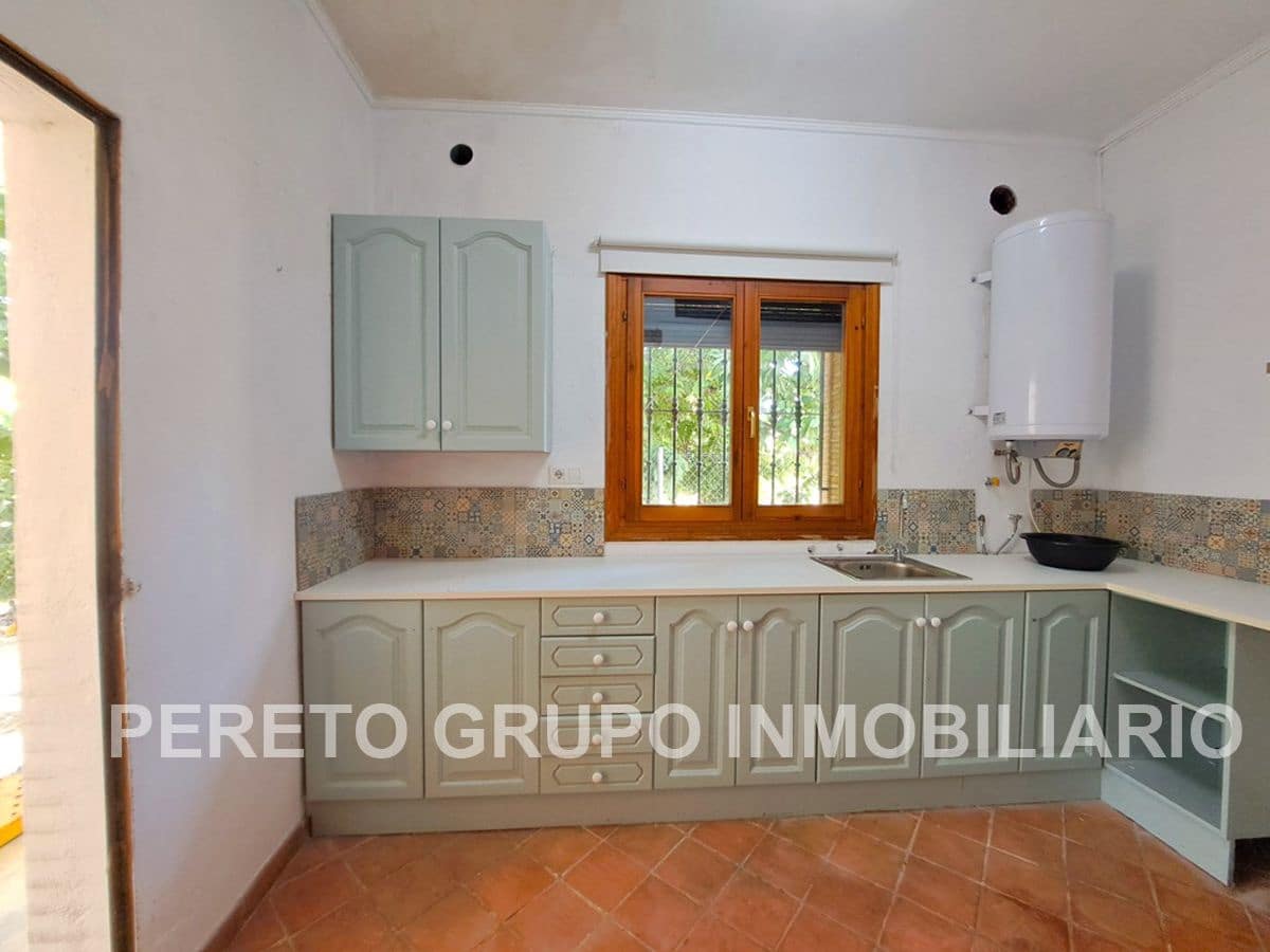 6 soverom Villa til salgs i Orba med svømmebasseng garasje - € 750 000 (Ref: 9318096)