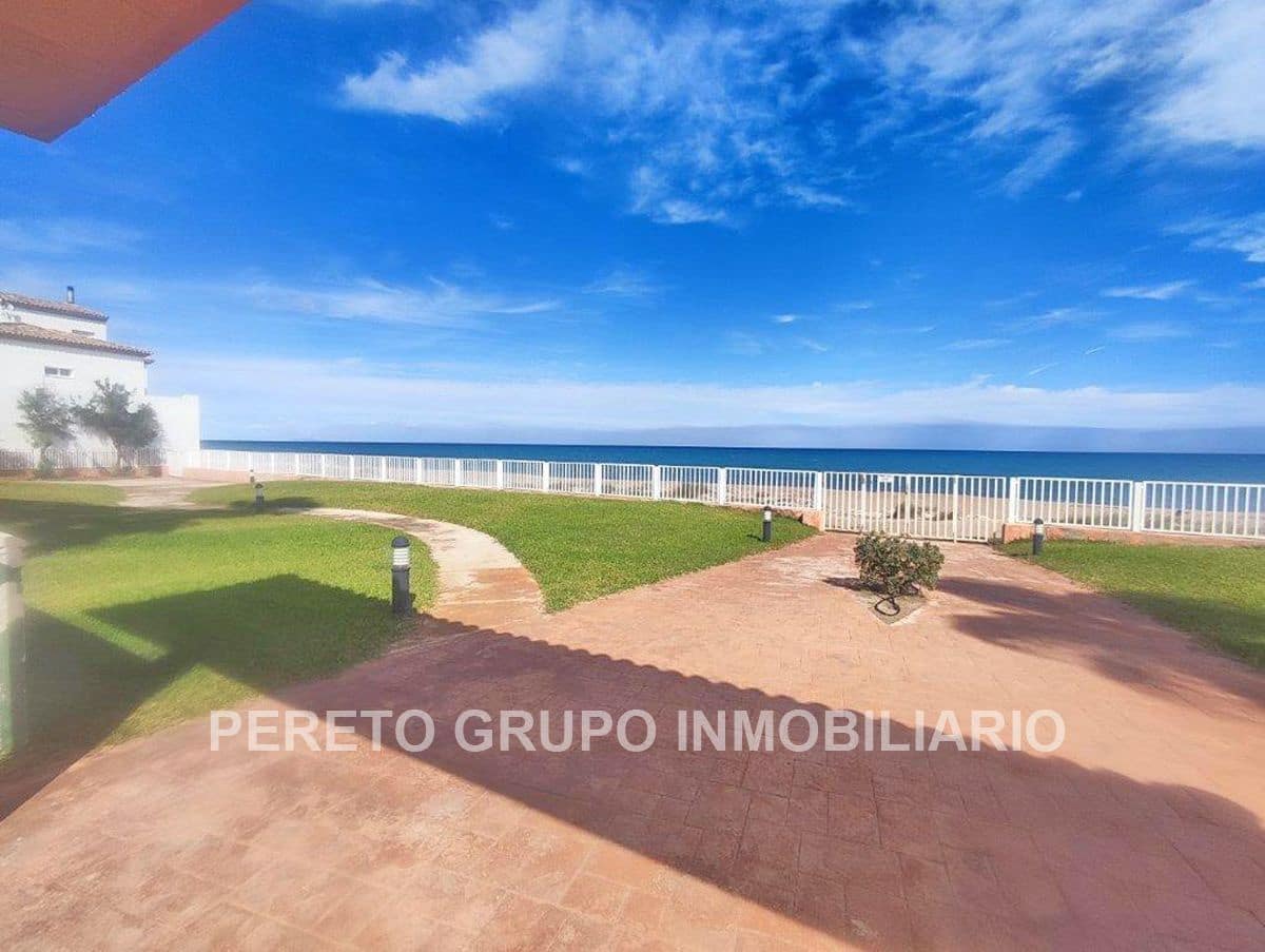 2 bedroom Apartment for sale in Denia with pool garage - € 325,000 (Ref: 9340269)