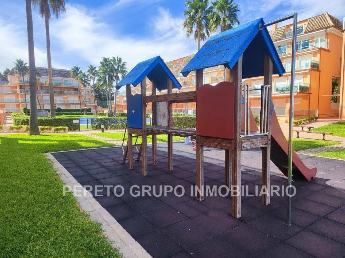 2 bedroom Apartment for sale in Denia with pool garage - € 325,000 (Ref: 9340269)