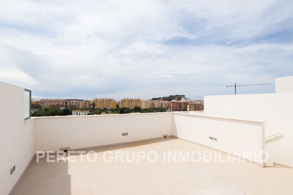 1 quarto Penthouse para venda em Denia com piscina garagem - 298 000 € (Ref: 9340270)