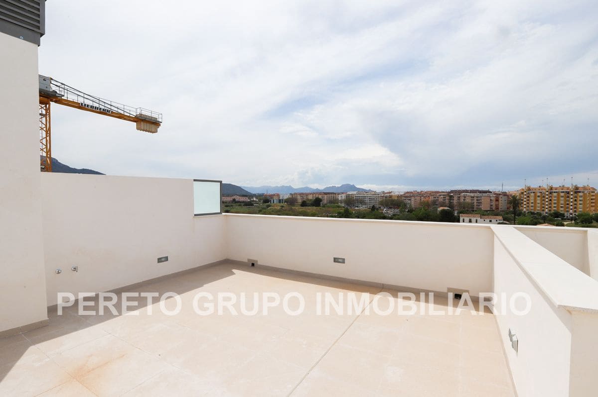 1 quarto Penthouse para venda em Denia com piscina garagem - 298 000 € (Ref: 9340270)