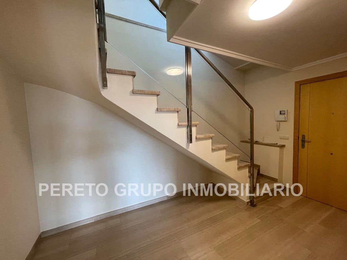 3 bedroom Penthouse for sale in Denia with pool garage - € 550,000 (Ref: 9340275)