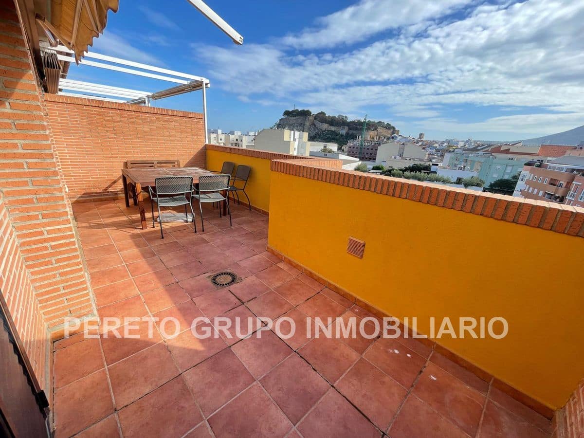 3 bedroom Penthouse for sale in Denia with pool garage - € 550,000 (Ref: 9340275)