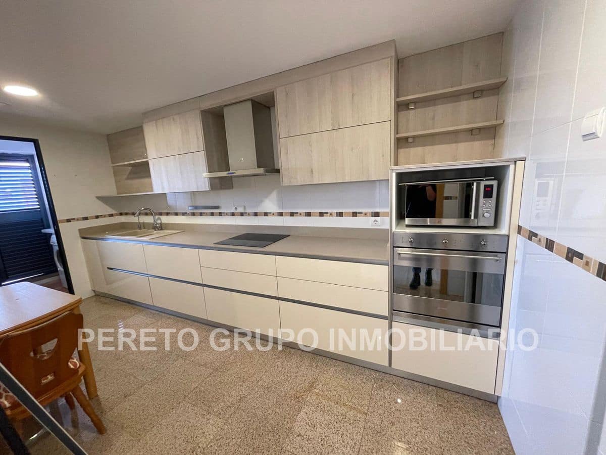3 bedroom Penthouse for sale in Denia with pool garage - € 550,000 (Ref: 9340275)