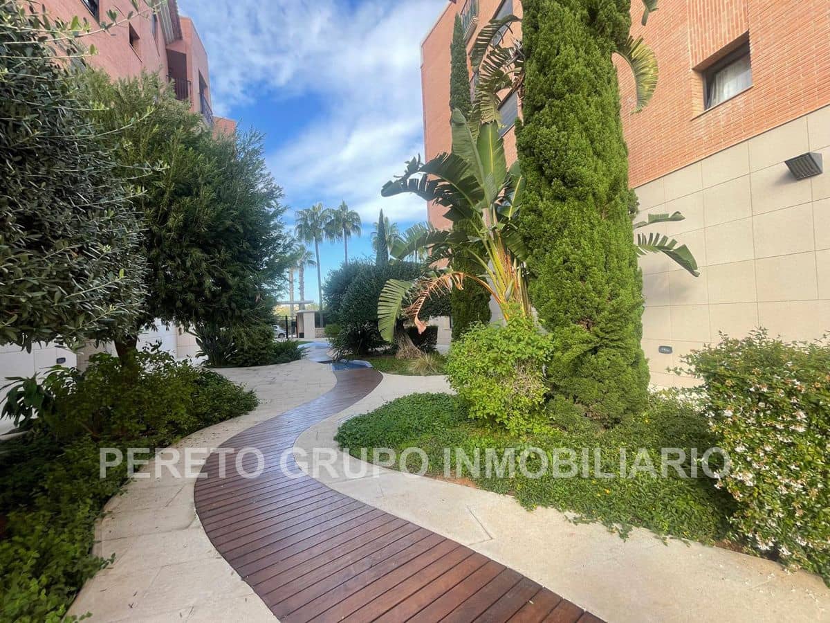 3 bedroom Penthouse for sale in Denia with pool garage - € 550,000 (Ref: 9340275)