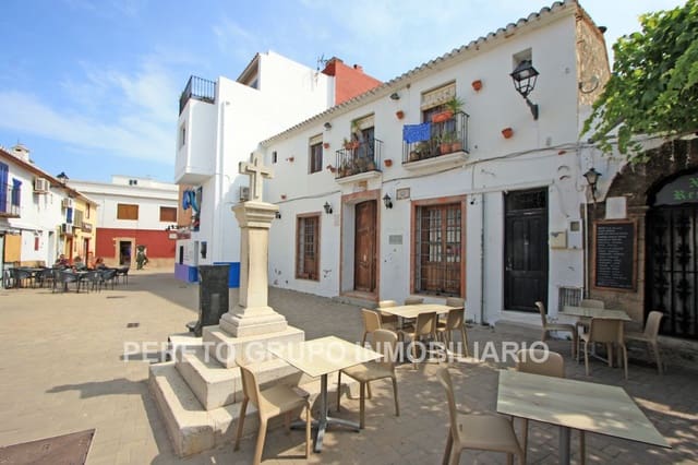 3 quarto Moradia em Banda para venda em Dénia - 580 000 € (Ref: 9340277)
