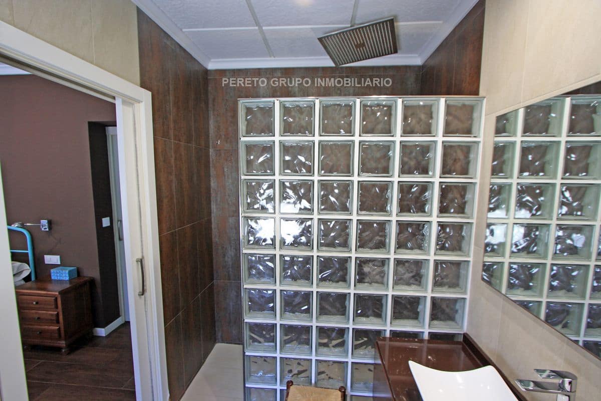 4 soveværelse Villa til salg i Denia med swimmingpool garage - € 690.000 (Ref: 9340278)