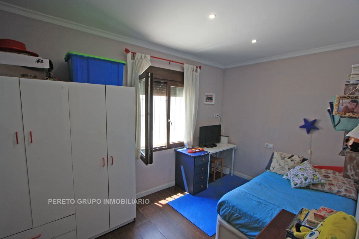 4 soveværelse Villa til salg i Denia med swimmingpool garage - € 690.000 (Ref: 9340278)