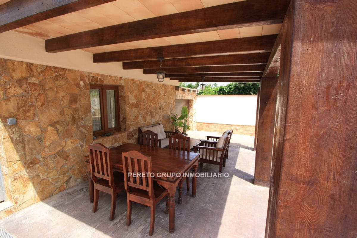 4 soveværelse Villa til salg i Denia med swimmingpool garage - € 690.000 (Ref: 9340278)