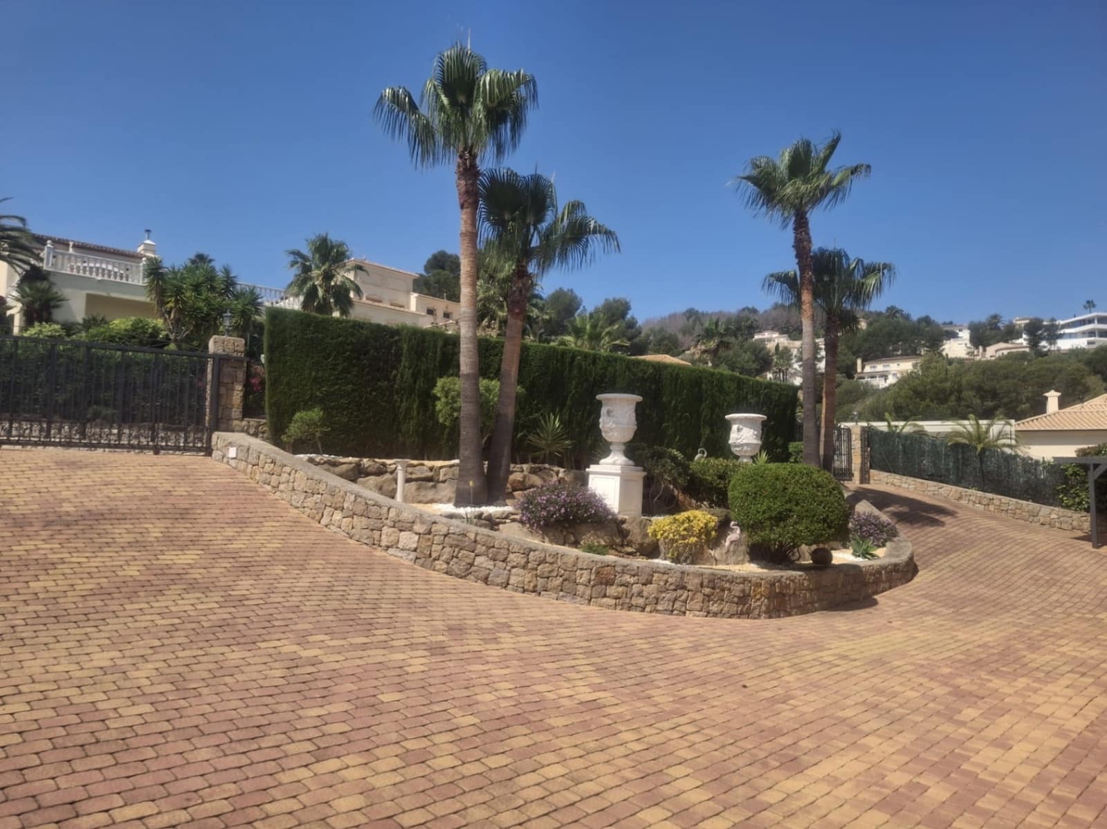 6 sypialnia Willa na sprzedaż w La Sella z basenem garażem - 1 165 000 € (Ref: 9340283)