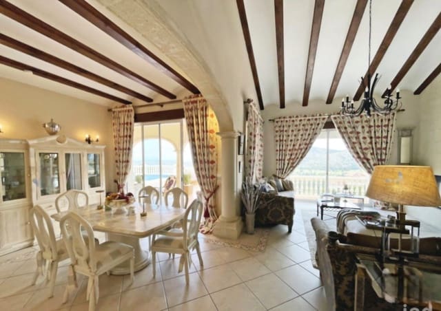 6 sovrum Villa till salu i La Sella med pool garage - 1 165 000 € (Ref: 9340283)