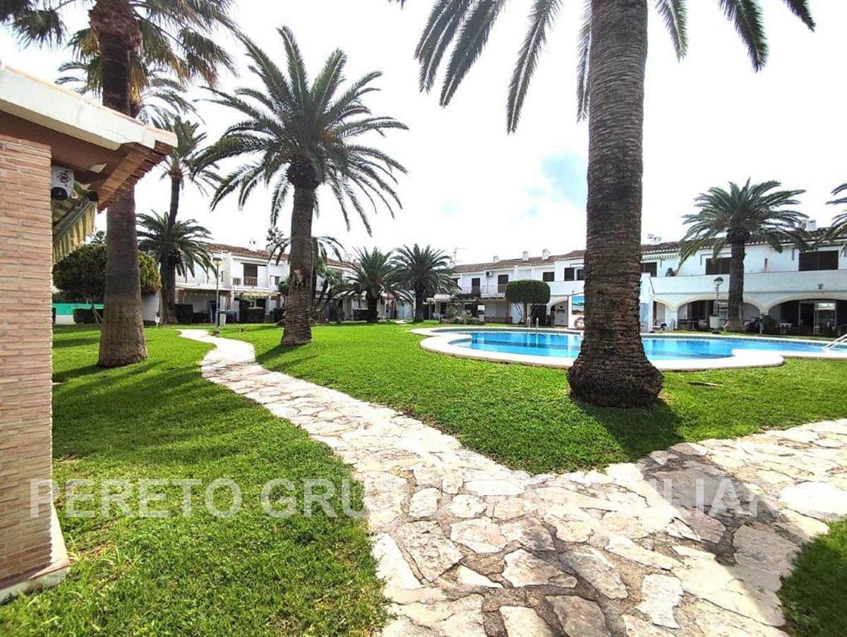 2 slaapkamer Huis te koop in Denia met zwembad garage - € 258.000 (Ref: 9343806)