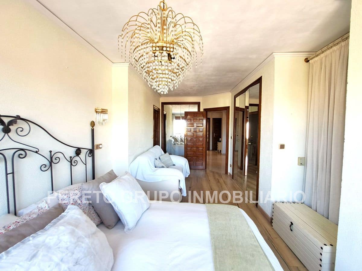 2 soveværelse Penthouse til salg i Denia med swimmingpool garage - € 477.000 (Ref: 9345690)