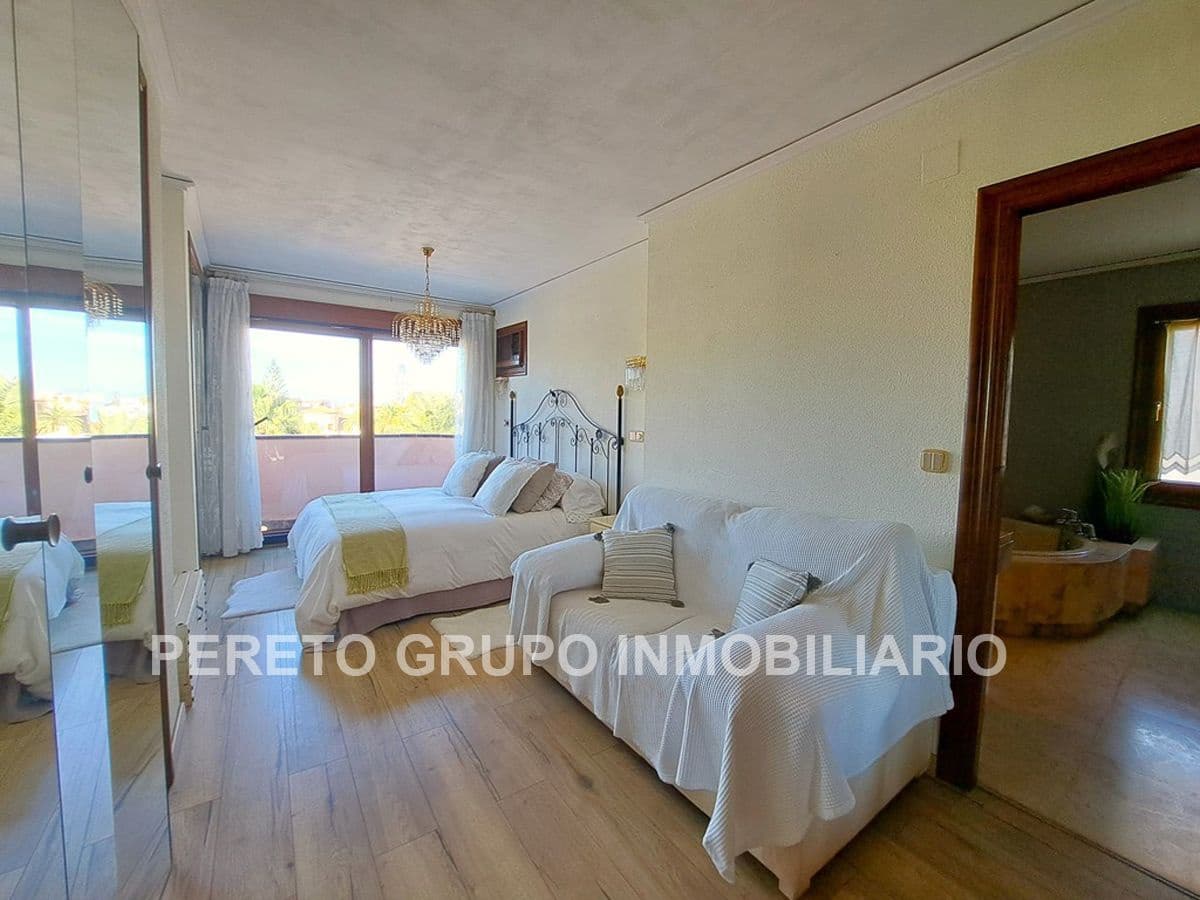 2 soveværelse Penthouse til salg i Denia med swimmingpool garage - € 477.000 (Ref: 9345690)