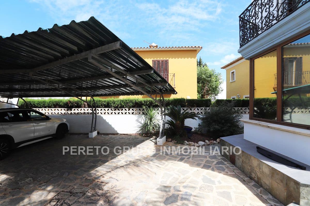 4 makuuhuone Huvila myytävänä paikassa Denia mukana uima-altaan 
autotalli - 595 000 € (Ref: 9352799)