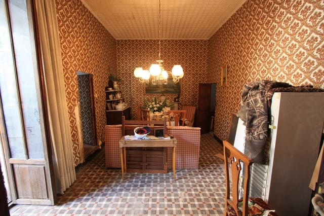 8 bedroom Townhouse for sale in El Vergel / Verger with garage - € 195,000 (Ref: 9357477)