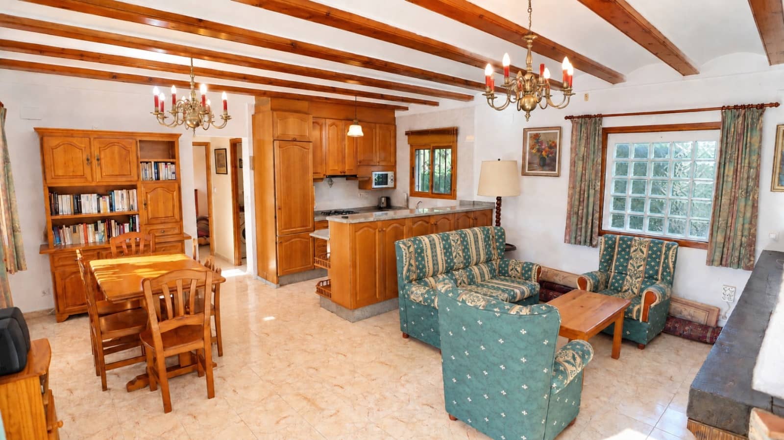 2 soverom Villa til salgs i Orba med svømmebasseng garasje - € 370 000 (Ref: 9481596)