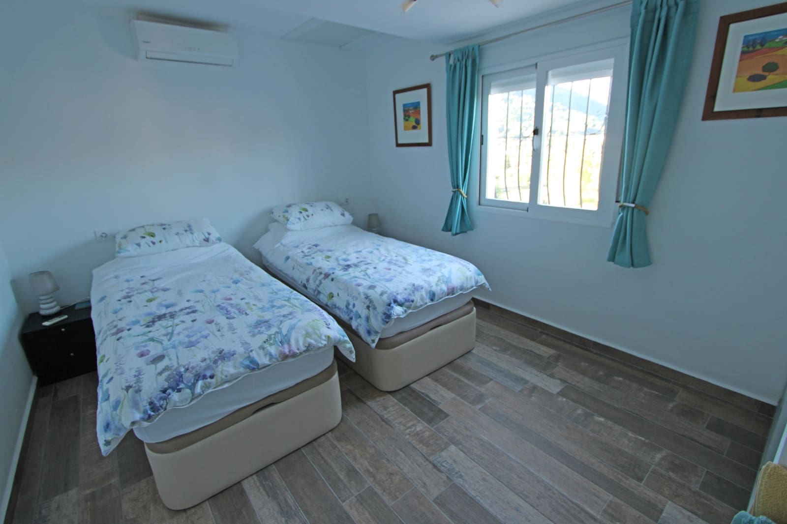 3 sypialnia Willa na sprzedaż w Orba z basenem garażem - 499 000 € (Ref: 9493920)