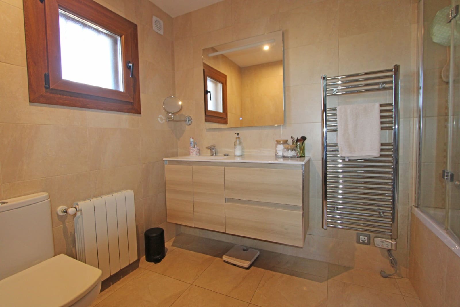 4 camera da letto Villa in vendita in Orba con piscina garage - 535.000 € (Rif: 9503368)