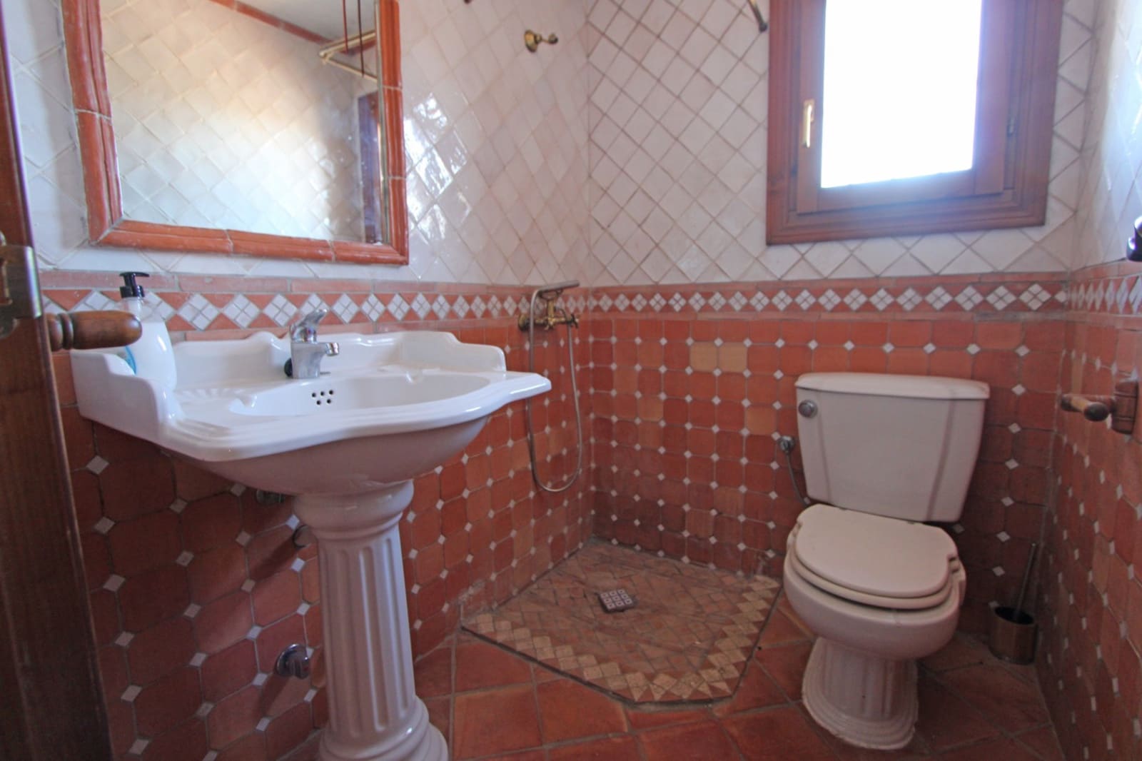 5 slaapkamer Villa te koop in Orba met zwembad garage - € 690.000 (Ref: 9528994)