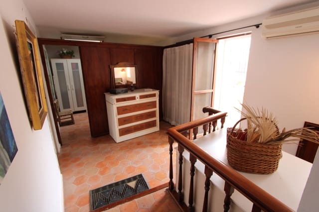 4 Zimmer Haus zu verkaufen in Orba - 170.000 € (Ref: 9572285)