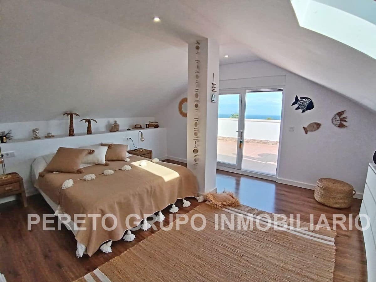 4 slaapkamer Villa te koop in Denia met zwembad garage - € 980.000 (Ref: 9602827)