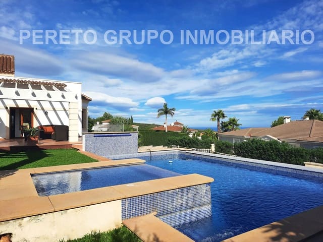 4 slaapkamer Villa te koop in El Montgó, Dénia met zwembad garage - € 980.000 (Ref: 9602827)