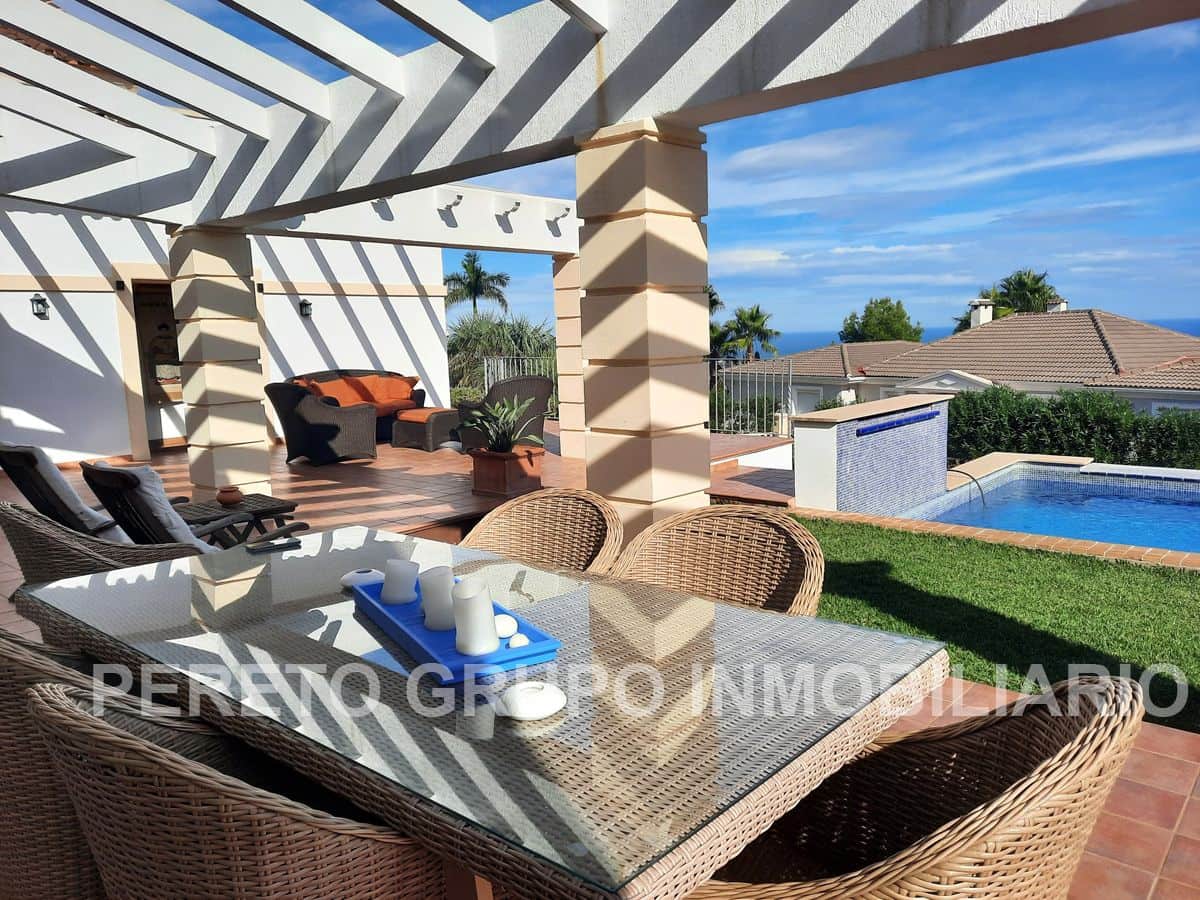 4 slaapkamer Villa te koop in Denia met zwembad garage - € 980.000 (Ref: 9602827)
