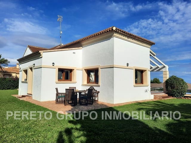 4 slaapkamer Villa te koop in El Montgó, Dénia met zwembad garage - € 980.000 (Ref: 9602827)