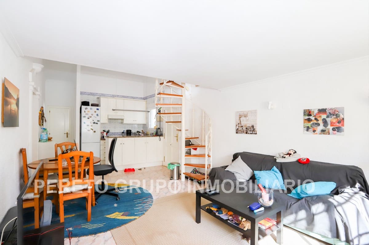 4 bedroom Villa for sale in Denia with pool garage - € 357,000 (Ref: 9606803)