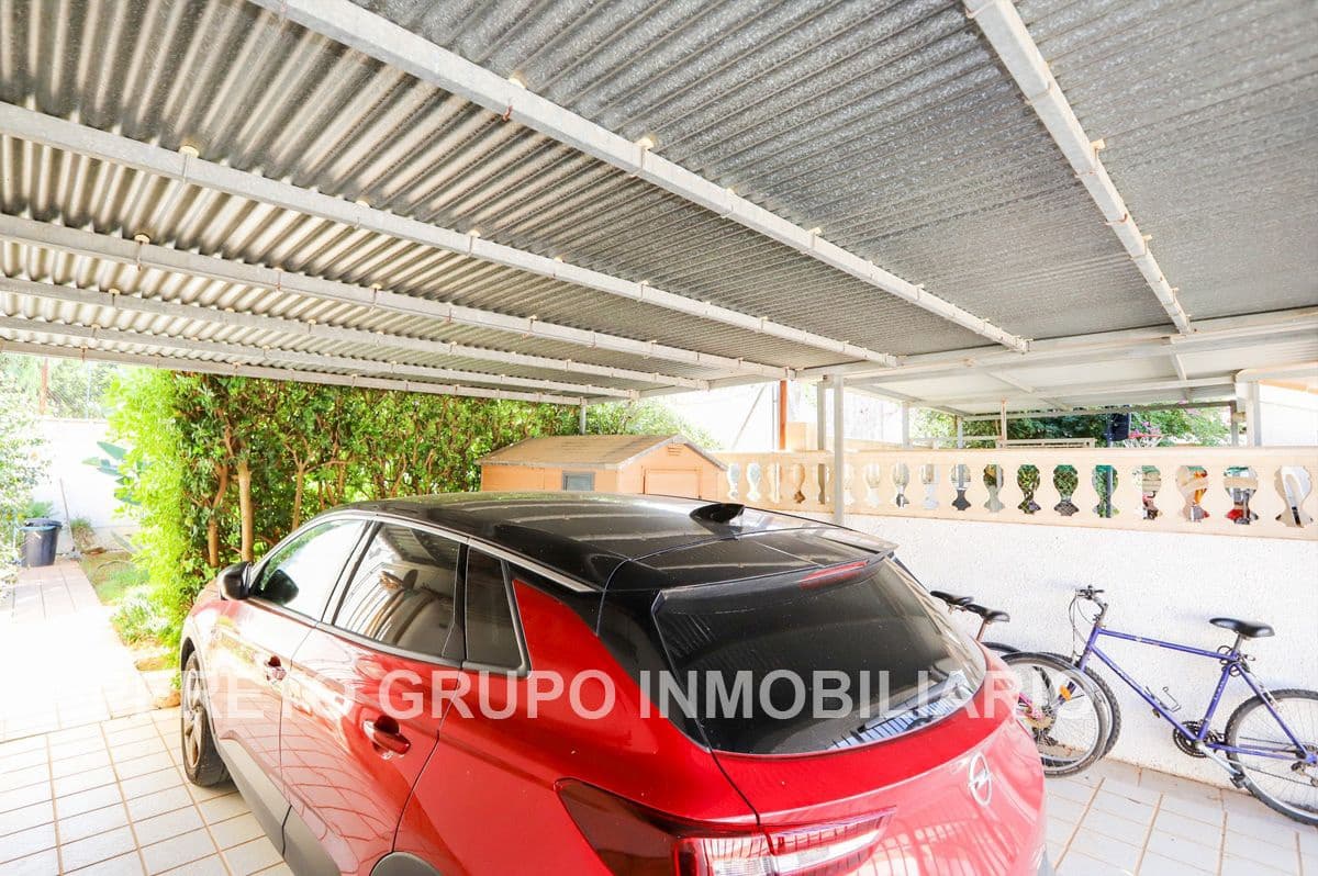 4 bedroom Villa for sale in Denia with pool garage - € 357,000 (Ref: 9606803)