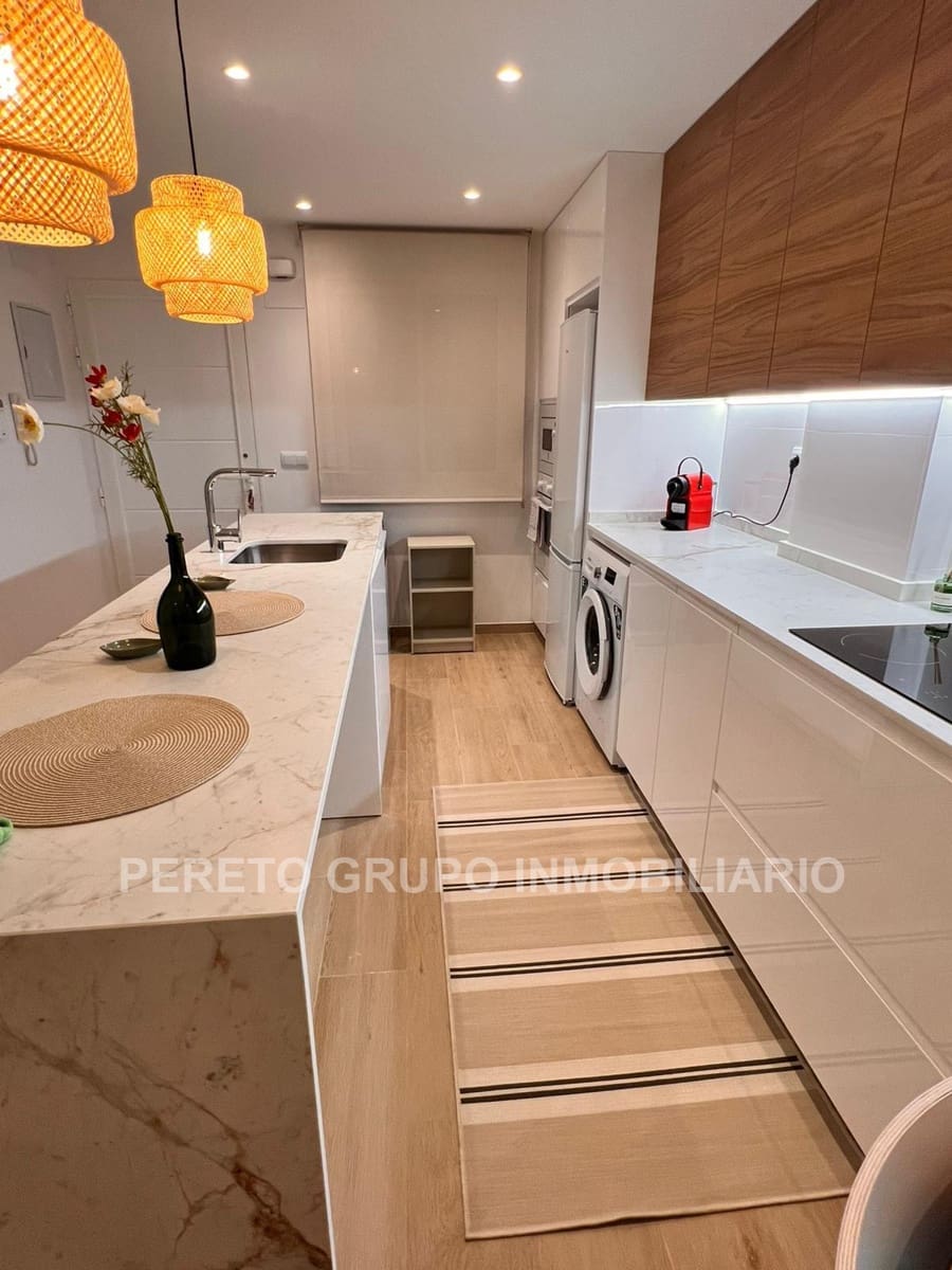 2 bedroom Apartment for sale in Denia with pool garage - € 367,000 (Ref: 9606804)