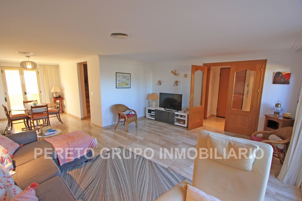 3 quarto Penthouse para venda em Denia com piscina garagem - 390 000 € (Ref: 9606805)