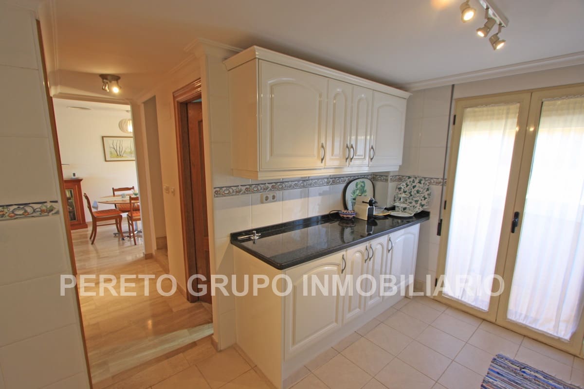 3 quarto Penthouse para venda em Denia com piscina garagem - 390 000 € (Ref: 9606805)