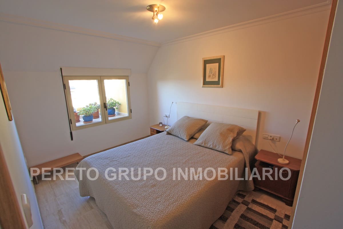 3 quarto Penthouse para venda em Denia com piscina garagem - 390 000 € (Ref: 9606805)