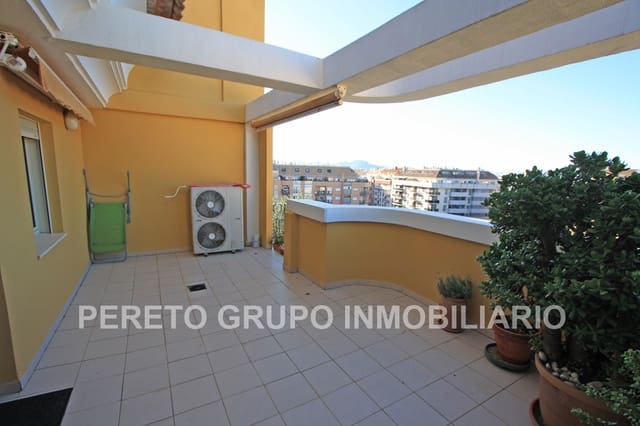 3 quarto Penthouse para venda em Dénia com piscina garagem - 390 000 € (Ref: 9606805)