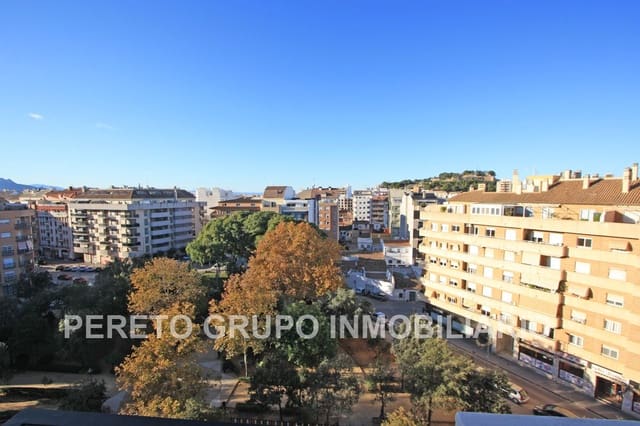 3 quarto Penthouse para venda em Dénia com piscina garagem - 390 000 € (Ref: 9606805)