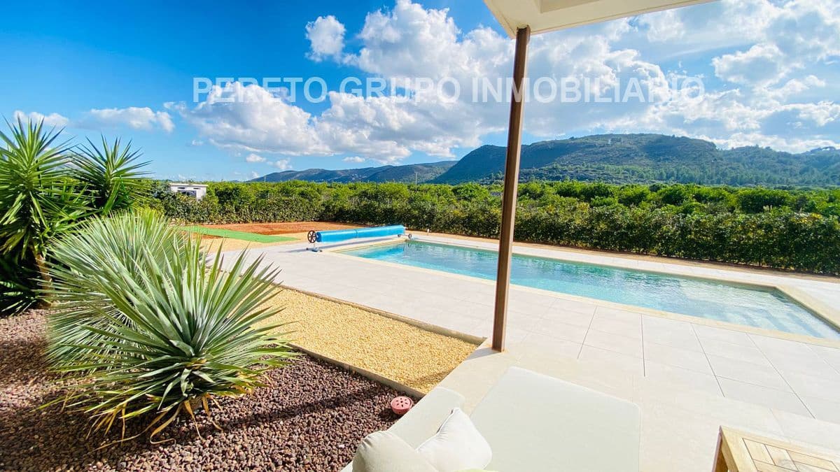 3 soveværelse Villa til salg i Beniarbeig med swimmingpool garage - € 875.000 (Ref: 9606808)