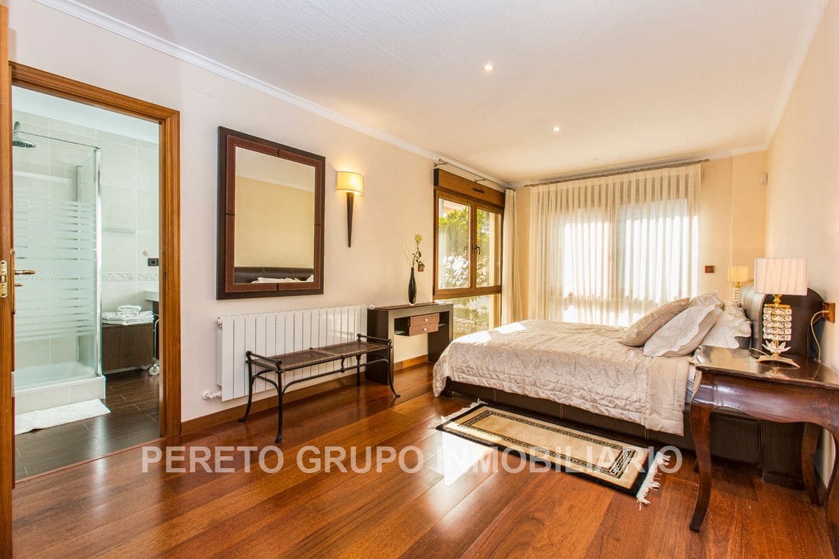 5 makuuhuone Huvila myytävänä paikassa Denia mukana 
autotalli - 2 000 000 € (Ref: 9606810)