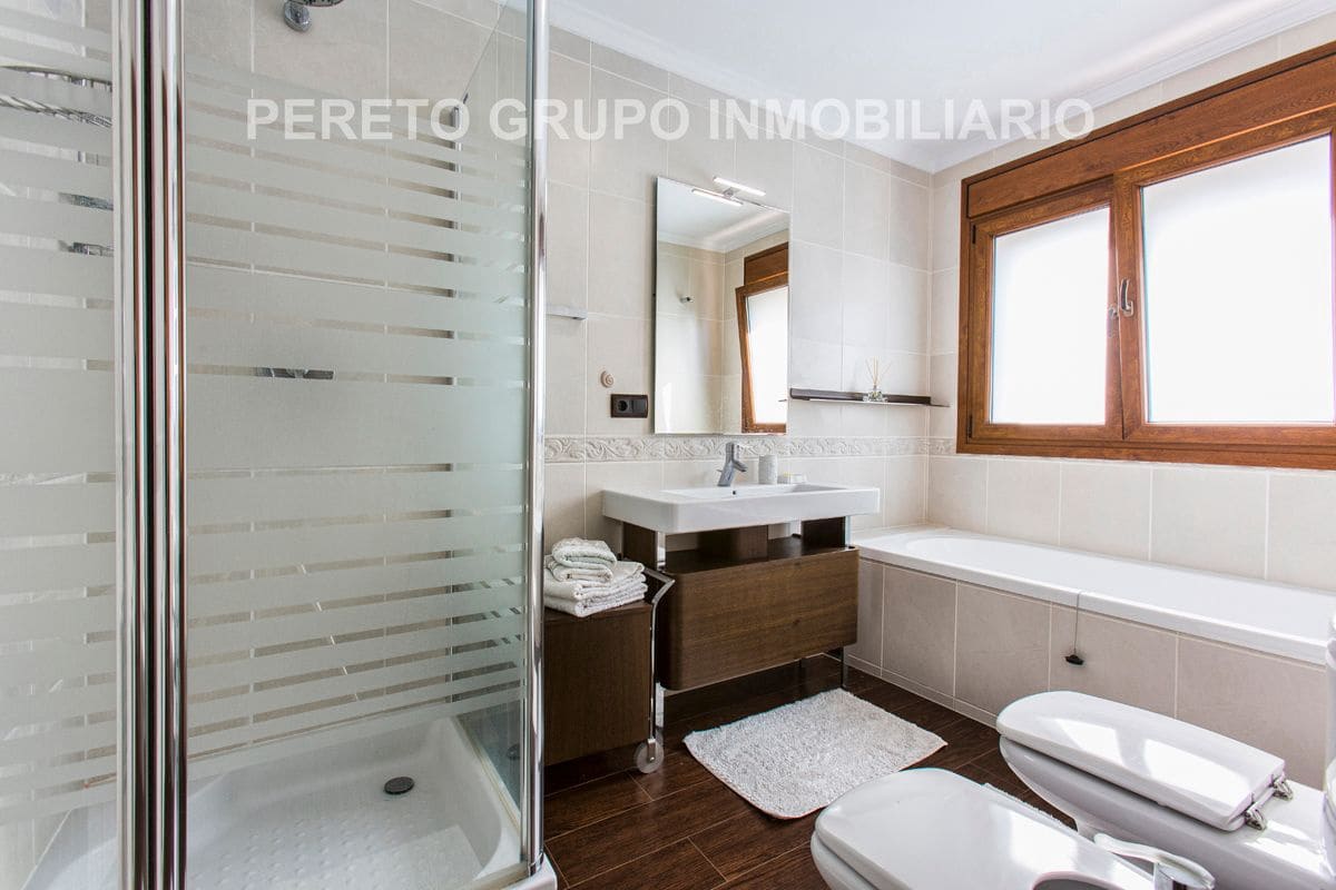 5 makuuhuone Huvila myytävänä paikassa Denia mukana 
autotalli - 2 000 000 € (Ref: 9606810)