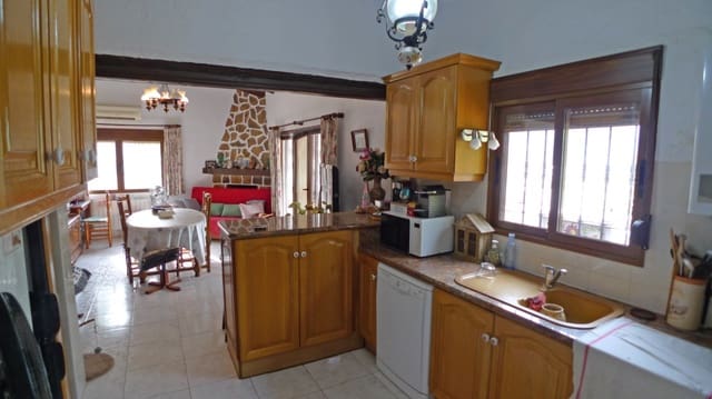 2 soverom Villa til salgs i Orba med svømmebasseng garasje - € 360 000 (Ref: 9628123)