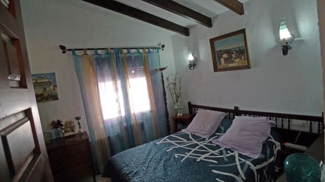 2 soverom Villa til salgs i Orba med svømmebasseng garasje - € 360 000 (Ref: 9628123)