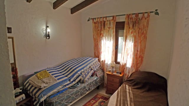 2 soverom Villa til salgs i Orba med svømmebasseng garasje - € 360 000 (Ref: 9628123)