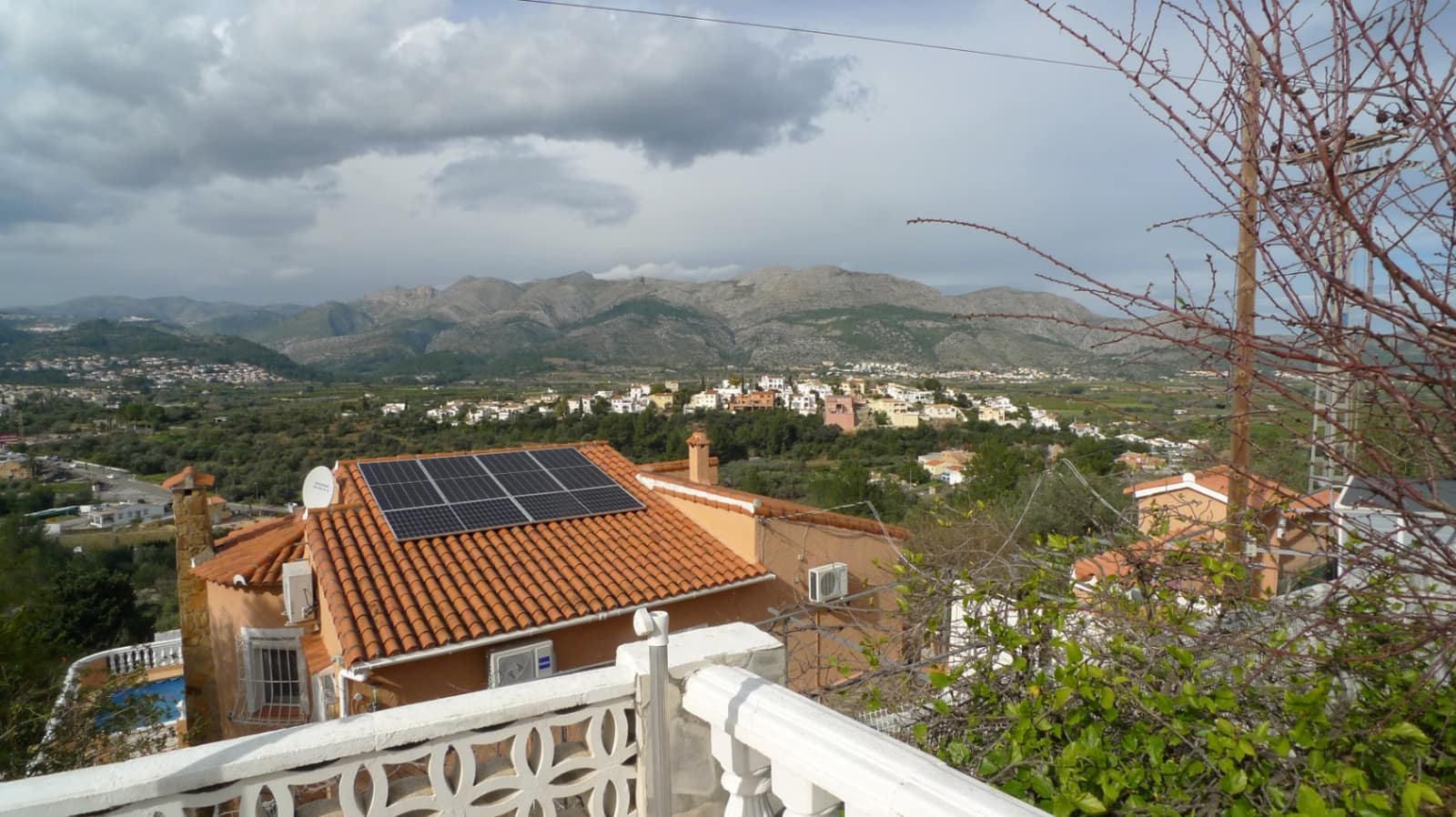 2 quarto Moradia para venda em Orba com piscina garagem - 360 000 € (Ref: 9628123)