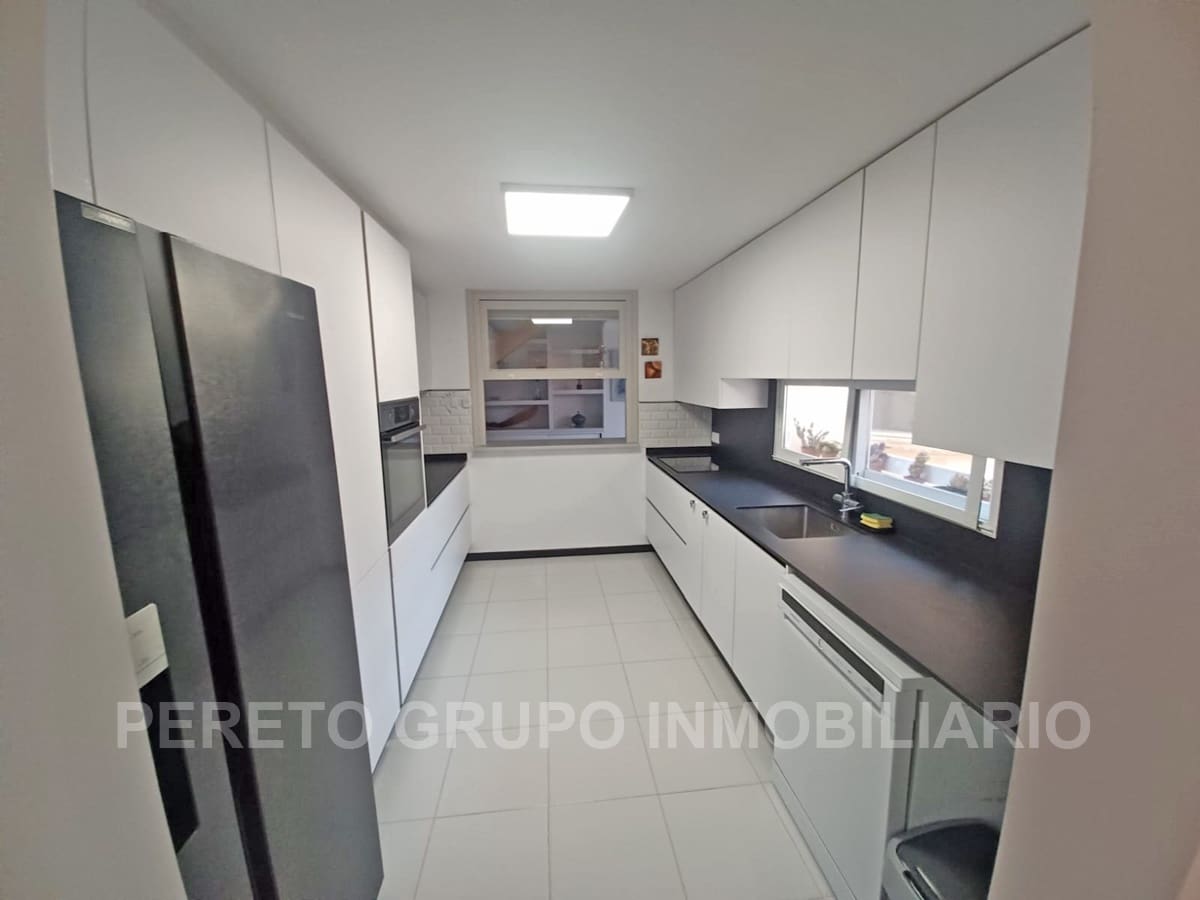 4 soveværelse Penthouse til salg i Denia med swimmingpool garage - € 875.000 (Ref: 9640503)