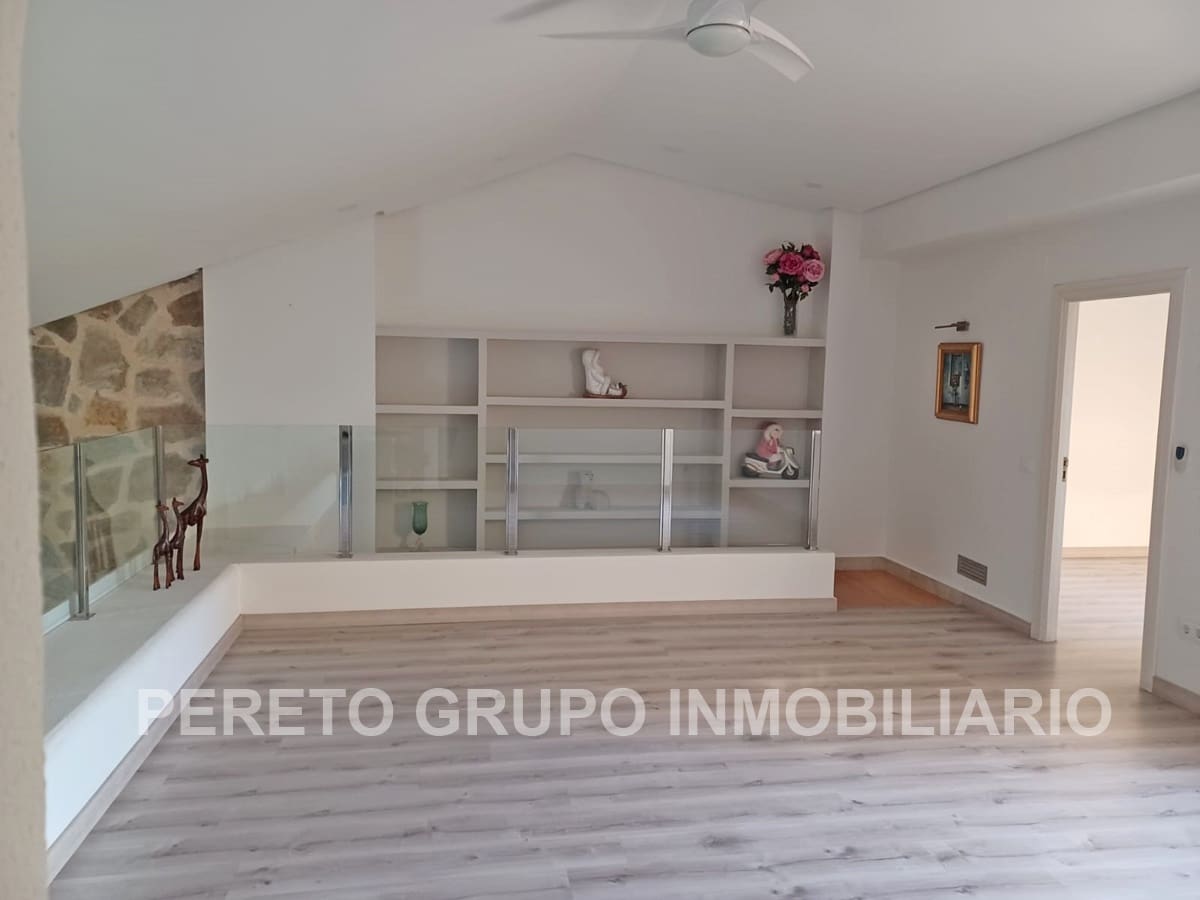 4 soveværelse Penthouse til salg i Denia med swimmingpool garage - € 875.000 (Ref: 9640503)